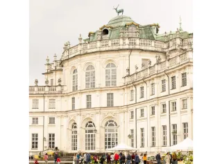 Nardi bei der FLOReal, dem Ausstellungsmarkt für Pflanzen und Blumen