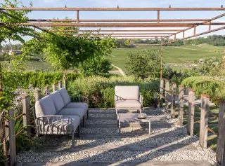 A borderless garden between Langhe and Monferrato