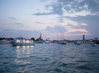 Alle zusammen bei der Festa del Redentore in Venedig